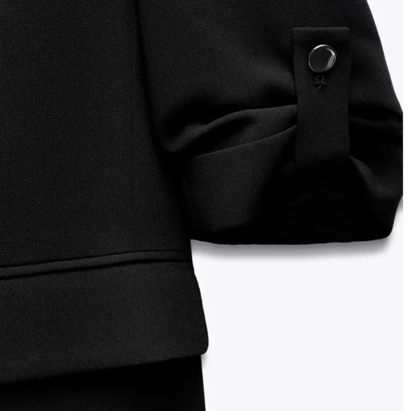Zara Black Blazer - Picture 3 of 4